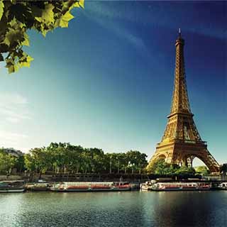 Reminisce France Eiffel Tower